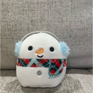 5” Manny the snowman Squishmallow